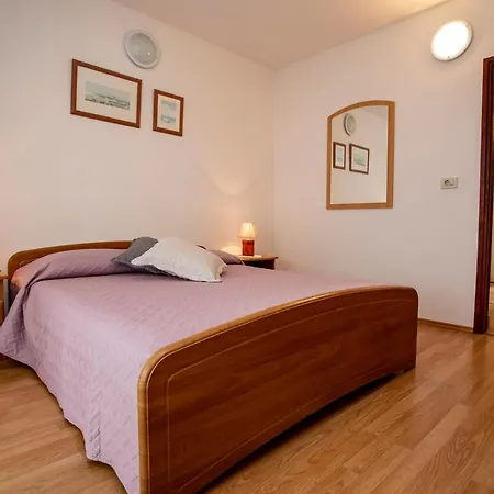 Apartment Mirjana