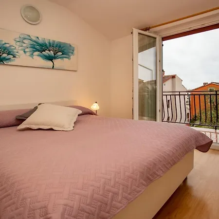 Apartment Mirjana